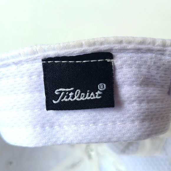 Titleist Golf Cap White Adjustable Strap Adult One Size Script Logo - Picture 6 of 6